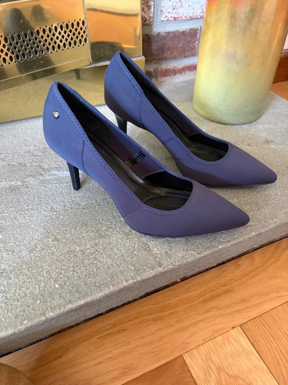 Simply Vera Vera Wang Navy Pointed-Toe Heels